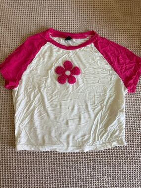 White & Pink Floral Raglan Crop Top with Center Appliqué